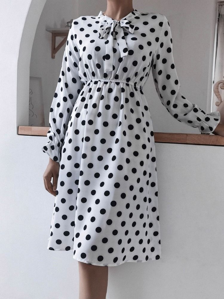 Mid-calf Patchwork -jousi Kaulus A-linjainen Pilkullinen Naisten Mekko