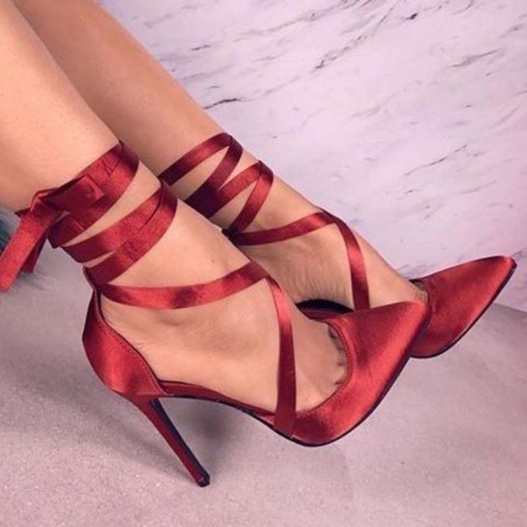 Stiletto Heel Teräväkärkinen Ristihihna Naisten Tanssikengät