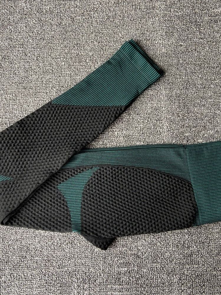 Naisten Nailonhengittävä Tilkkutäkki Naispuoliset Tennishousut Joogahousut Korkea Vyötärö Tiktok-leggingsit