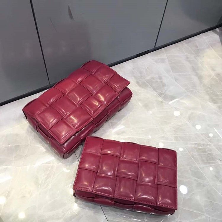 Pu-tavallisen Langan Suorakulmion Crossbody-naisten Laukut