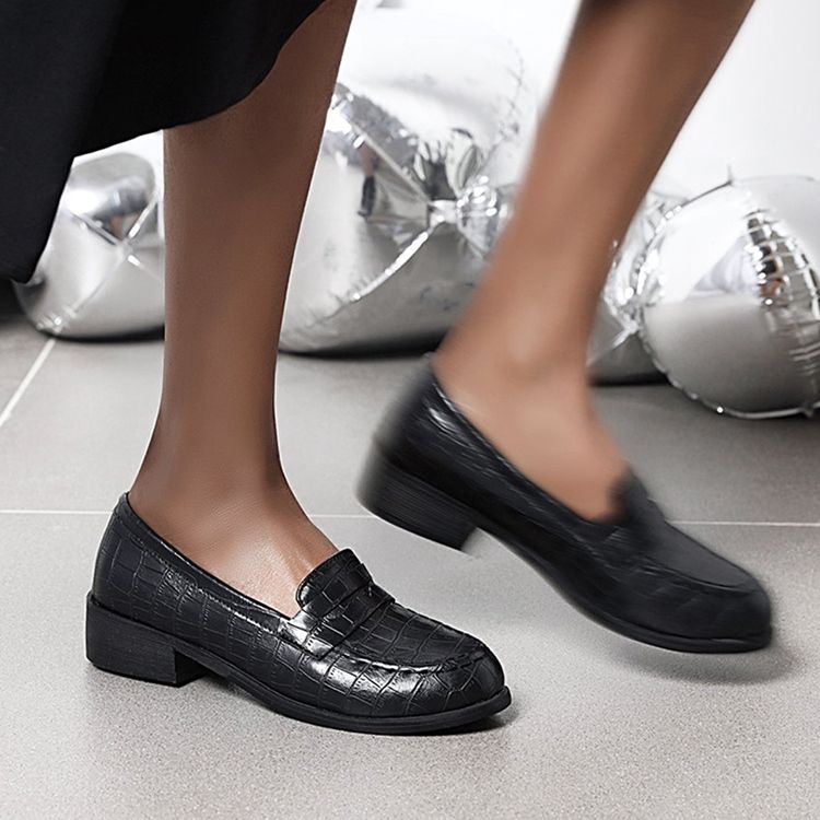 Naisten Korkokengät Pyöreä Varvas Slip-on Rento Ohut Kenkä