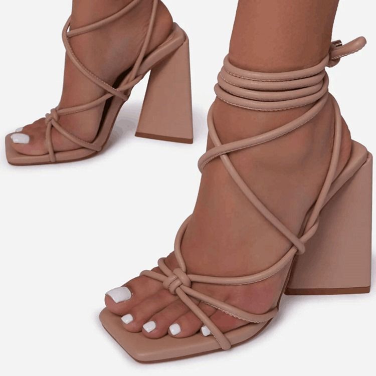Nauhakenkä Chunky Heel Square Toe Cross Strap Naisten Sandaalit