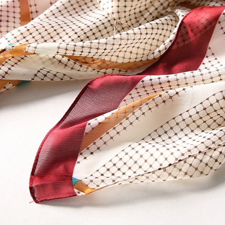 Naisten Patchwork Charmeuse -ruudullinen Huivi