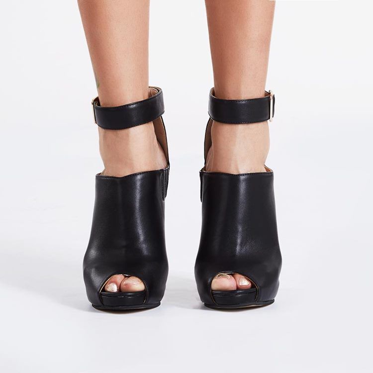 Naisten Mustat Nilkkaremmi Peep-toe Korkokengät