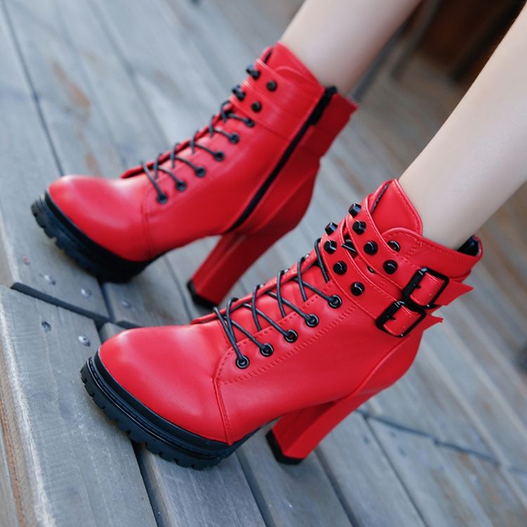 Rivet Roune Toe Chunky Heel Naisten Nilkkurit