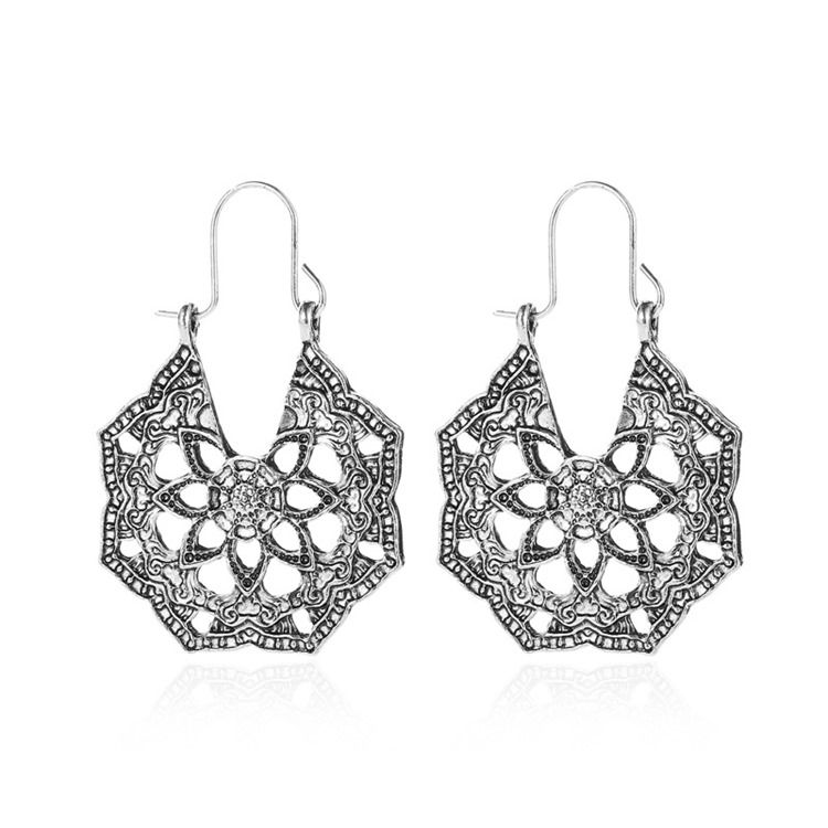 Etniset Geometriset Metalliseoslahjakorvakorut
