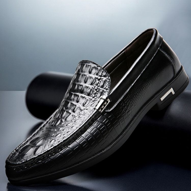 Slip-on-matalat Tavalliset Pyöreät Varpaat Ohuet Kengät Miesten Oxford-kengät