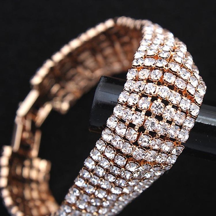 Diamante Romanttiset Naisrannekorut