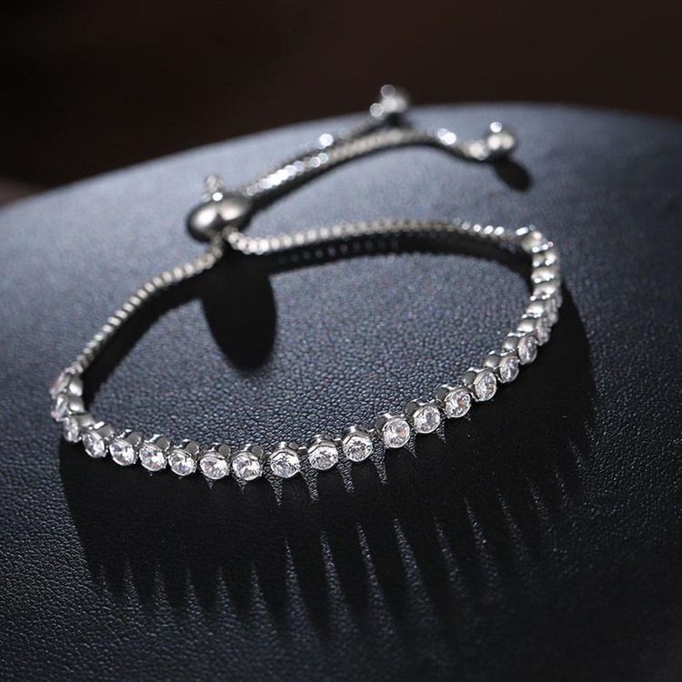 Yksinkertaiset Diamante-rannekorut