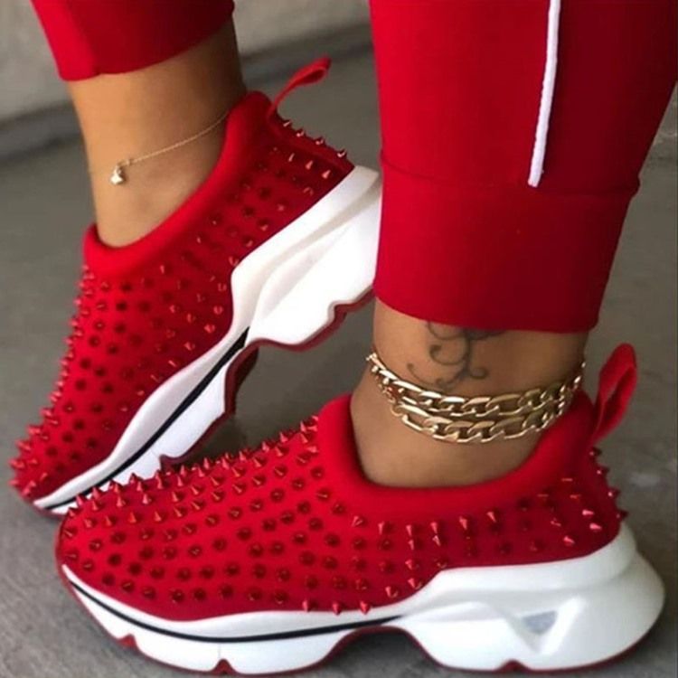 Naisten Slip-on Rivet Pyöreä Kärki (3-5 cm) Ohuet Kengät