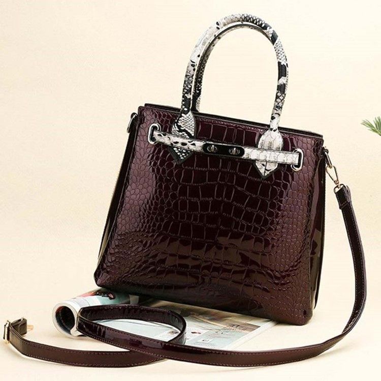 Alligator Thread Pu Square Käsilaukku